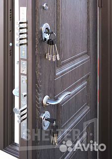 Металлическая дверь