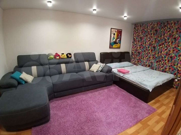 2-к. квартира, 30 м², 1/9 эт.