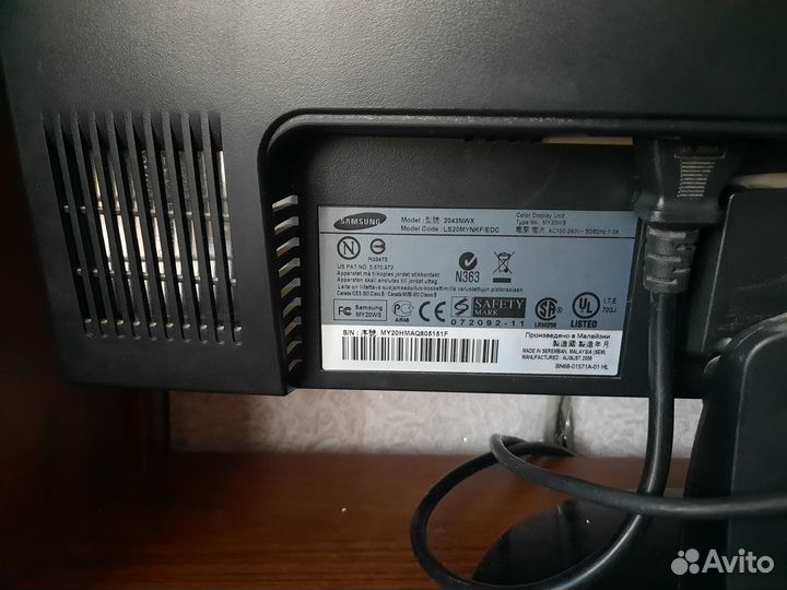 Монитор samsung