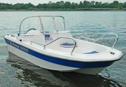Новый открытый катер Wyatboat 430DCM тримаран