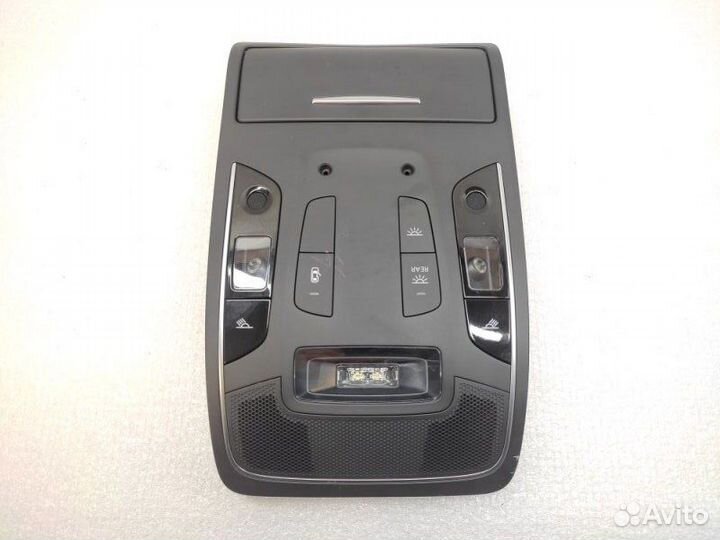 Плафон подсветки салона передний Audi A6 C7 1.8