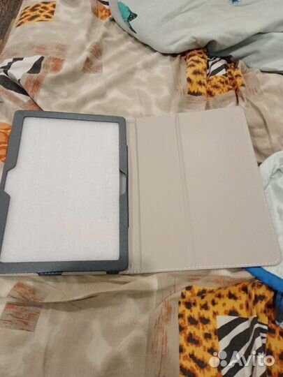 Чехол для планшета