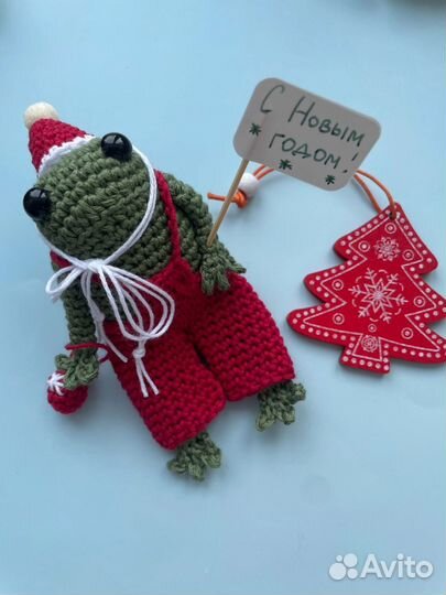 Лягушка вязаная новый год Pinterest