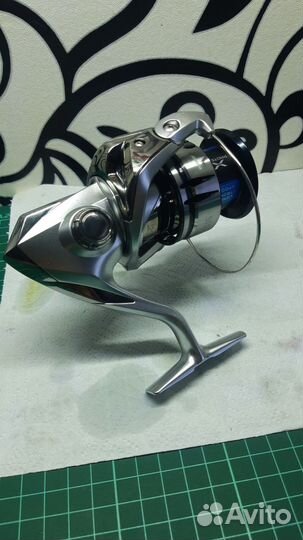 Shimano 19 stradic 4000 XG + 5BB