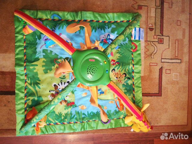 Музыкальный развивающий коврик Fisher Price
