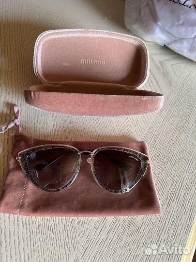 Очки солнцезащитные Miu Miu оригинал