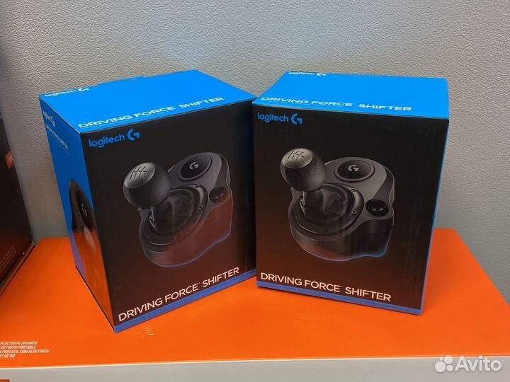 Коробка передач Logitech Driving Force Shifter