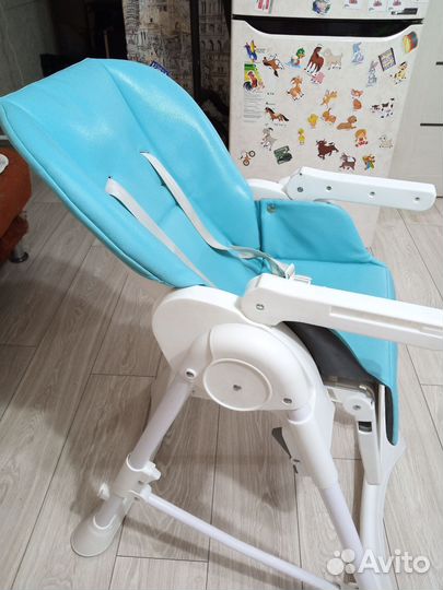 Стульчик для кормления kari kids