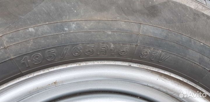 Yokohama BluEarth-A 195/65 R15