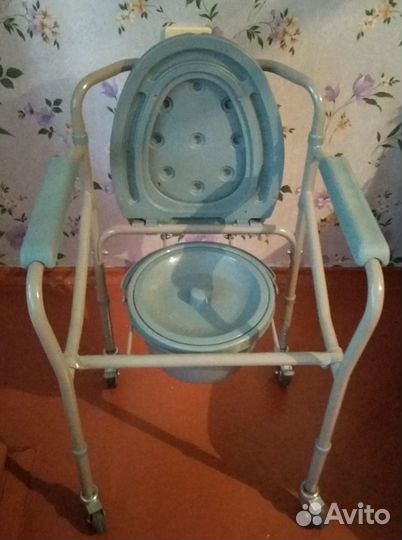 Кресло-стул с санитарным оснащением Санитар-06