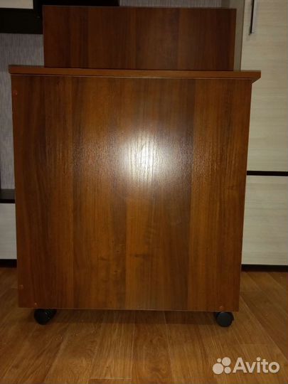 Тумба выкатная