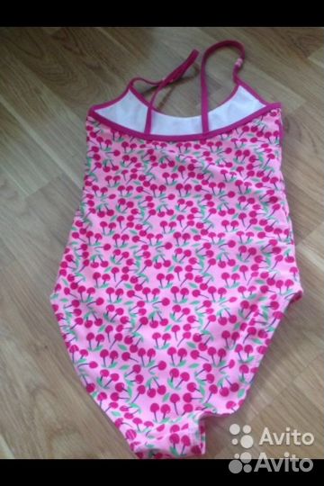 Купальник 116-128 новый