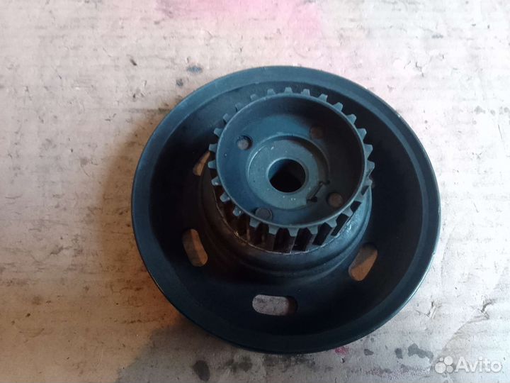 Шкив коленвала с шестерней 1.6 AKL Skoda Octavia