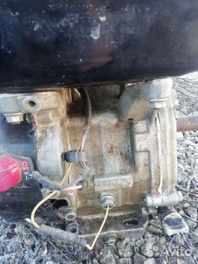 Бензиновый двигатель