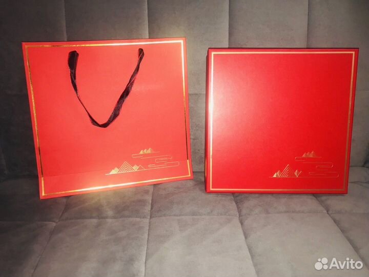 Подарочный набор фен и расческа