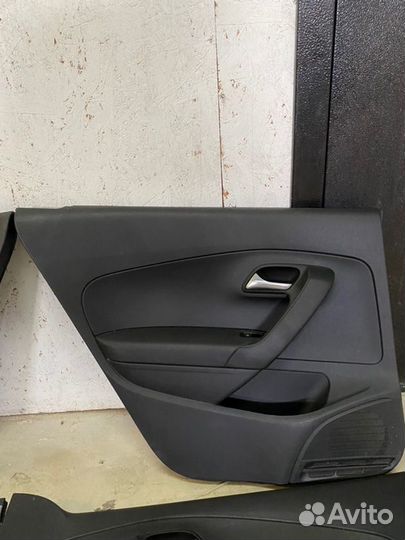 Дверные карты Volkswagen Polo cедан cfna 2012