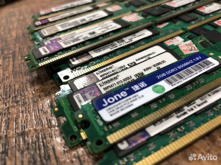 Оперативная память под 775 DDR2 2GB 20 шт