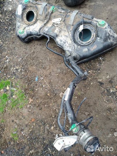 Топливный бак Mercedes-Benz C300 W204 272.947 2009