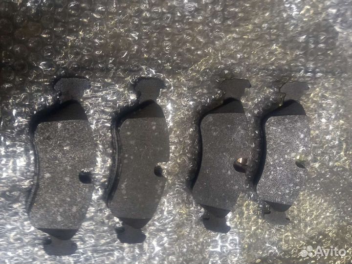 Опель векра А,В передние тормозные колодки