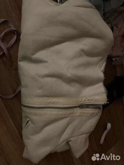 Отдам женские вещи