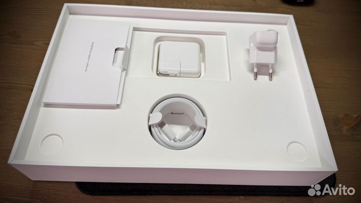 Apple MacBook air 13 2020 m1