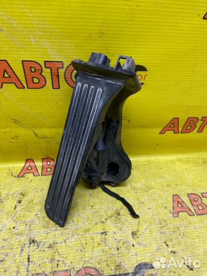 Педаль газа Volkswagen Jetta 1K2 BSE 2007