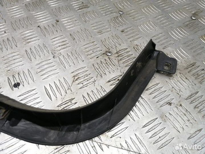 Обшивка задней панели багажника Nissan Maxima A33