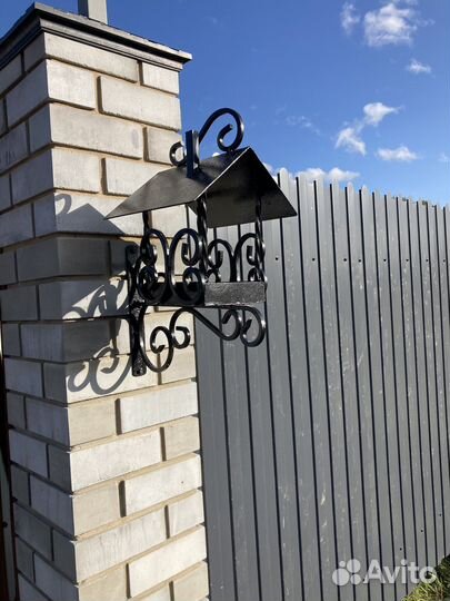 Кованая кормушка