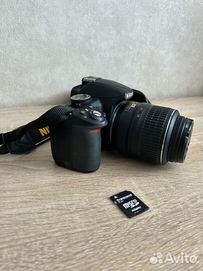 Nikon D3100 Kit AF-S DX nikkor 18-55mm f/3.5-5.6G