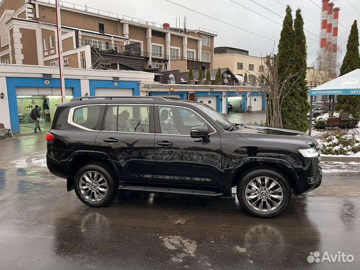Toyota Land Cruiser 3.3 AT, 2024, 25 км