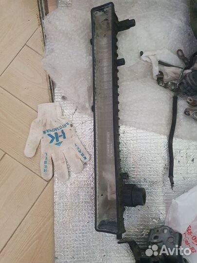 Правая банка радиатора двс без дефектов bentley