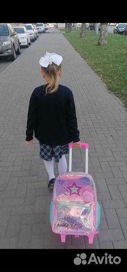 Рюкзак детский на колесиках
