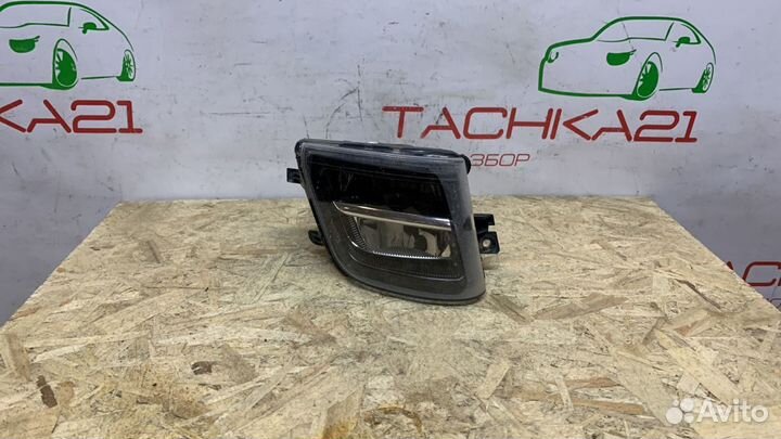 Фара противотуманная правая BMW 7 F01 (2012-2015)