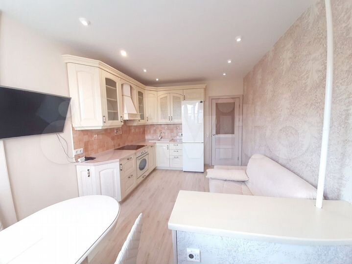 2-к. квартира, 65,7 м², 5/17 эт.