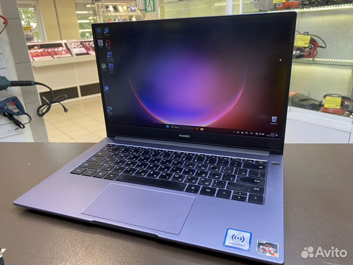 Ноутбук Ryzen 5 8x2.1ггц/8Гб/256SSD