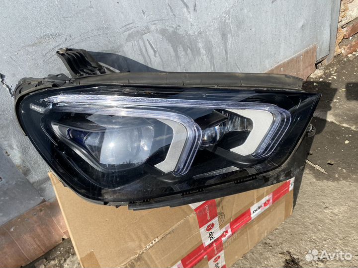 Фара правая Mercedes GLE W167 A167 LED