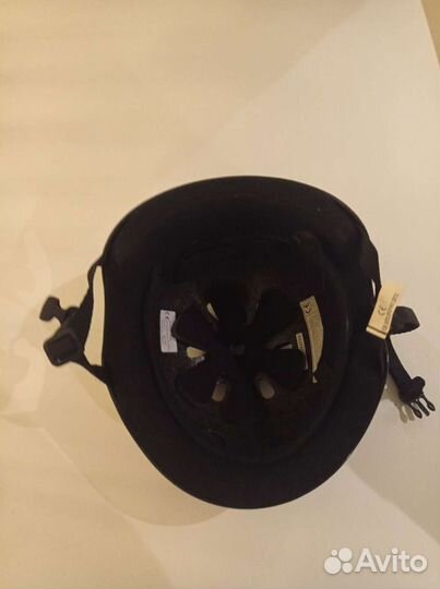 Продам шлем для катания на роликах и на велосипеде