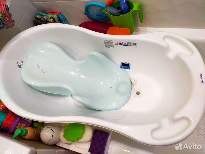 Ванночка для купания с горкой и термометром