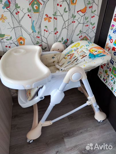 Стульчик для кормления