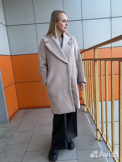 Пальто женское осеннее