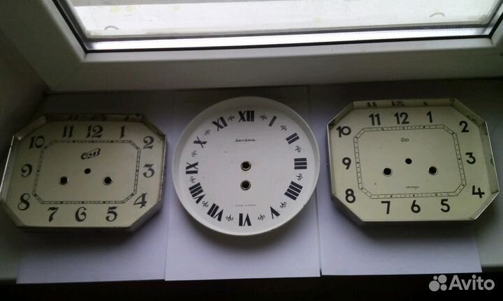 Циферблаты к настенным часам СССР и др- ие запчаст