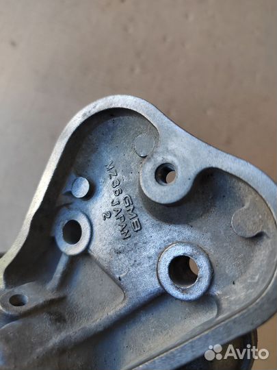 Водяной насос 3.0 JE-E Mazda MPV 1 lvew 1995