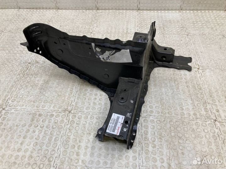 Панель передняя телевизор Toyota Land Cruiser 200