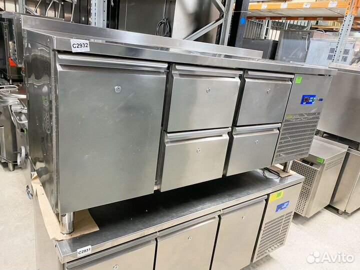 Холодильный стол