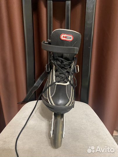 Роликовые коньки