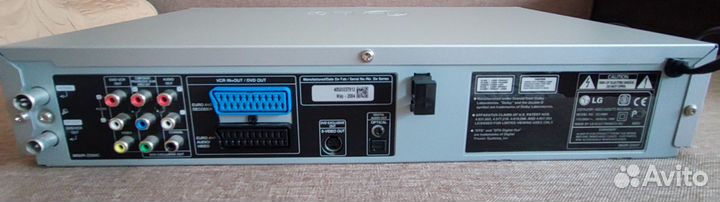 Видеомагнитофон + DVD проигрыватель LG