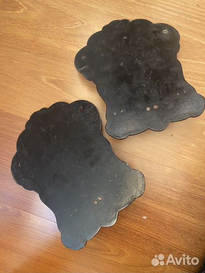 Полочки для фарфоровых статуэток