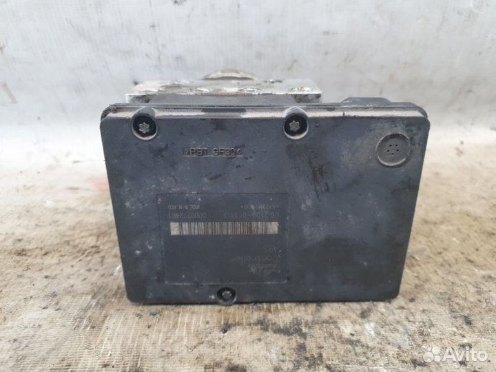 Блок abs Nissan Murano Z50 VQ35DE 2003