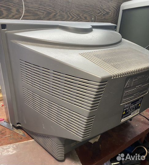 Телевизор saturn