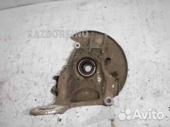 Кулак задний правый 8K0505436AA